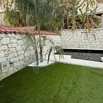 فندق الاكاتي إلدوريس 2*