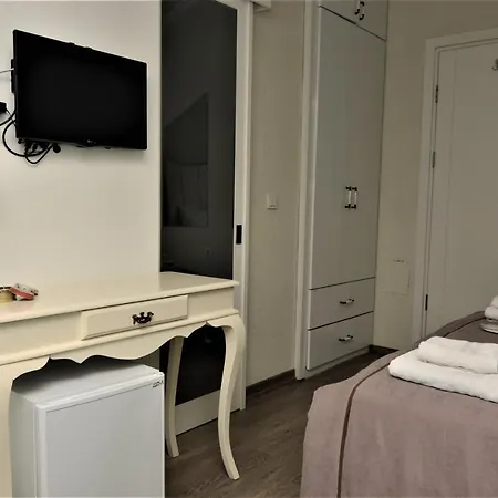 Eldoris Butik Bed & Breakfast Alacati