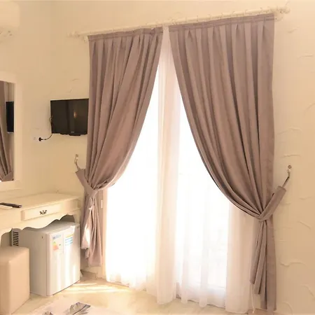 Eldoris Butik Bed & Breakfast Alacati
