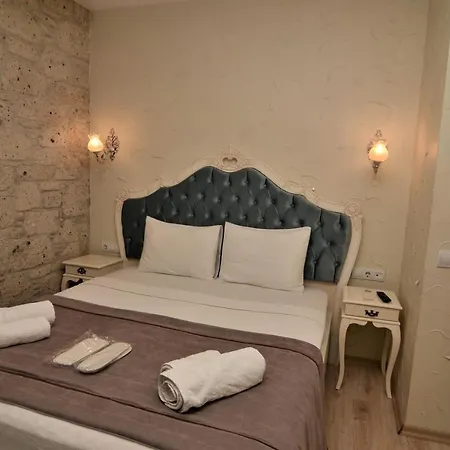 Eldoris Butik Bed & Breakfast Alacati