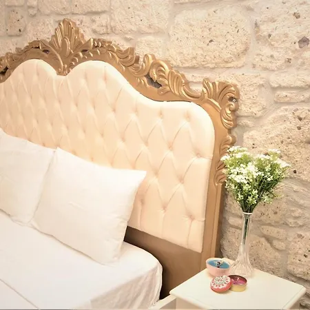 Eldoris Butik Bed & Breakfast 2*