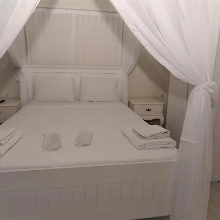 Eldoris Butik Panzió Alacati