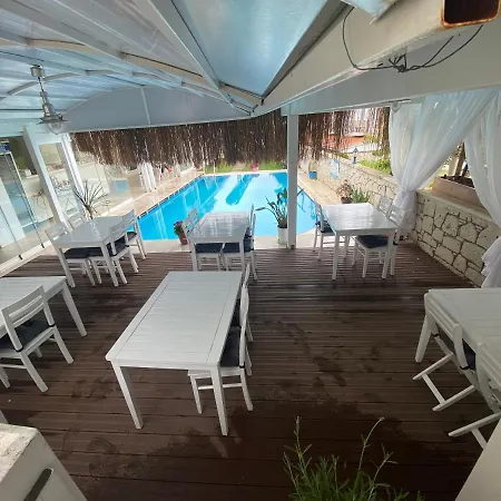 Bed & Breakfast Eldoris Butik Alacati