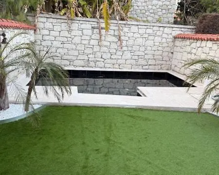 Bed & Breakfast Eldoris Butik Alaçatı