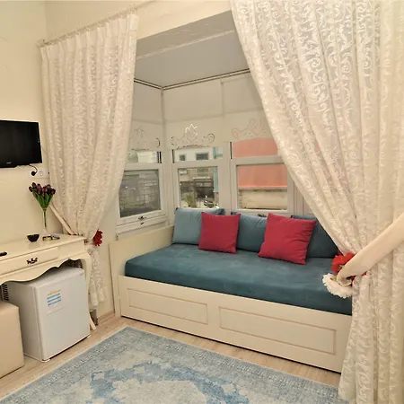 Bed & Breakfast Eldoris Butik 2*