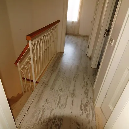 Eldoris Butik 2*