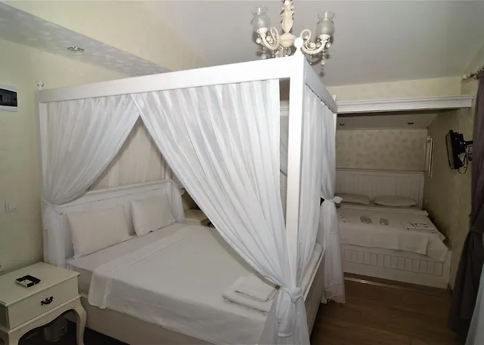 Alacati Eldoris Hotel Panzió 2*