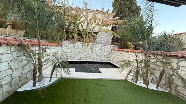 Panzió Alacati Eldoris Hotel 2*