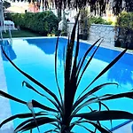 Alacati Eldoris Hotel