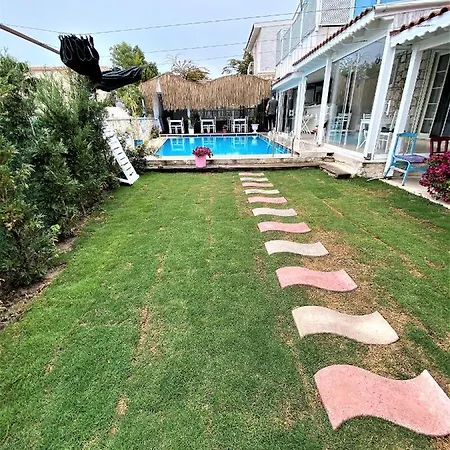 Nocleg ze śniadaniem Eldoris Butik Alaçatı