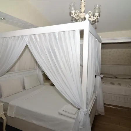 Eldoris Butik ベッド・アンド・ブレックファスト 2*