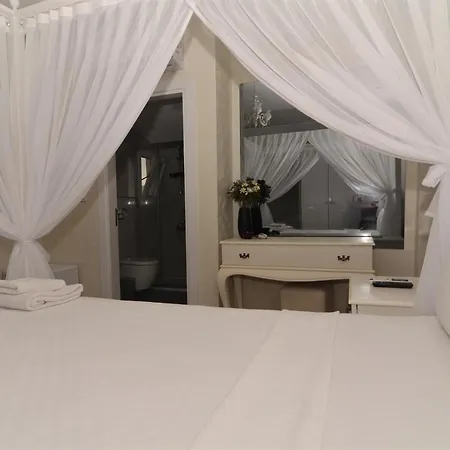 Eldoris Butik Couette-café Alaçatı