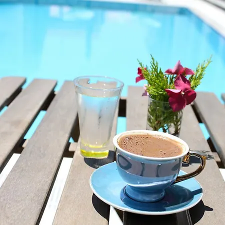 Eldoris Butik Couette-café Alaçatı