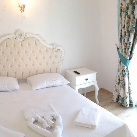 Eldoris Butik Alaçatı