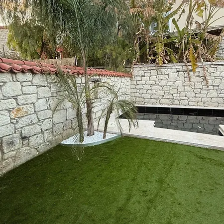 Eldoris Oda ve Kahvaltı Alaçatı
