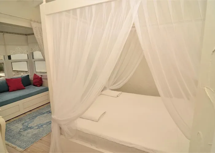 Oda ve Kahvaltı Eldoris Butik