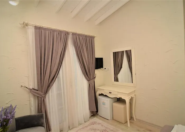 Alacati Eldoris Hotel Alaçatı