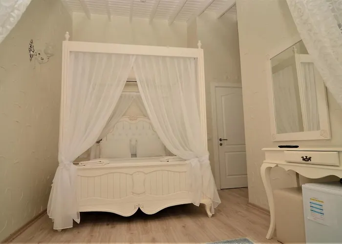 Alacati Eldoris Hotel 2*