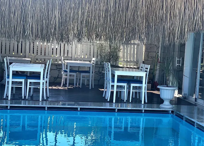 Alacati Eldoris Hotel Alaçatı