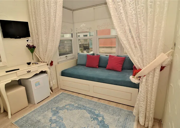 فندق الاكاتي إلدوريس 2*